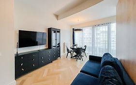 ANS Hanza Tower Apartment No 632 - Swimming pool, sauna, jacuzzi, viewing terrace
